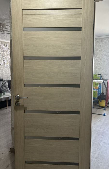 Продам межкомнатные двери