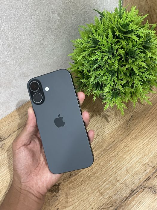 Телефон iPhone 17 256gb