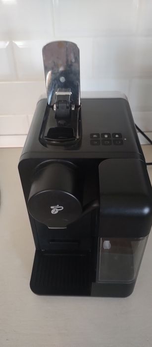 Espresoare de cafea cu capsule