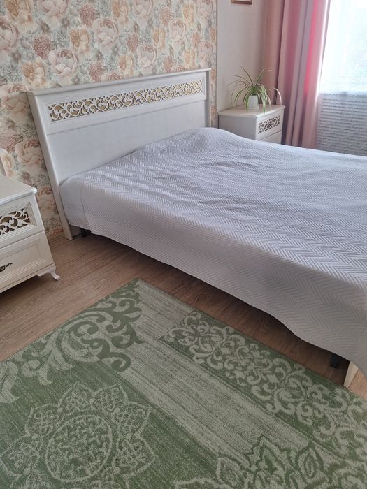 Продаётся спальный гарнитур