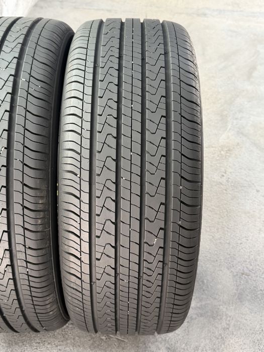 215/45/17 Hankook  2Броя: 80€ 7мм Всесезонни гуми