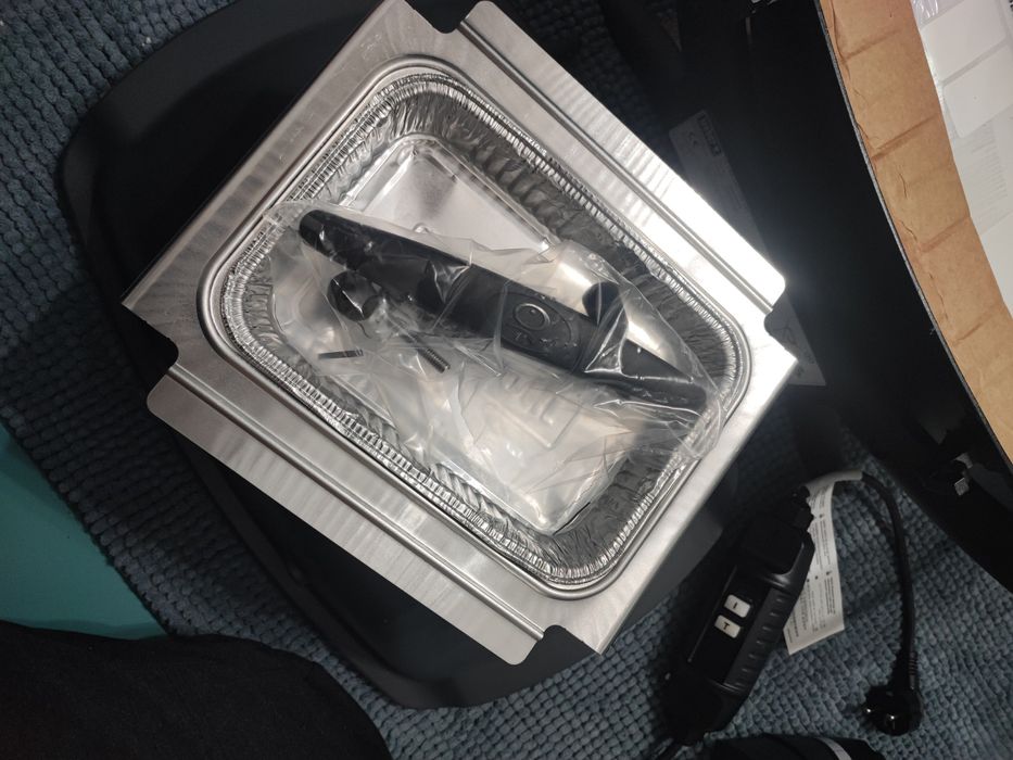 Grătar electric Weber Q1400- Nou sigilat - 2200W