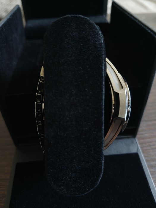 Bulova curv 98A206 Nou