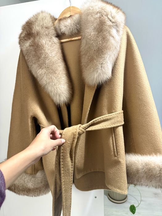 Haina blana alpaca cu guler si mansete blanita vulpe S/M