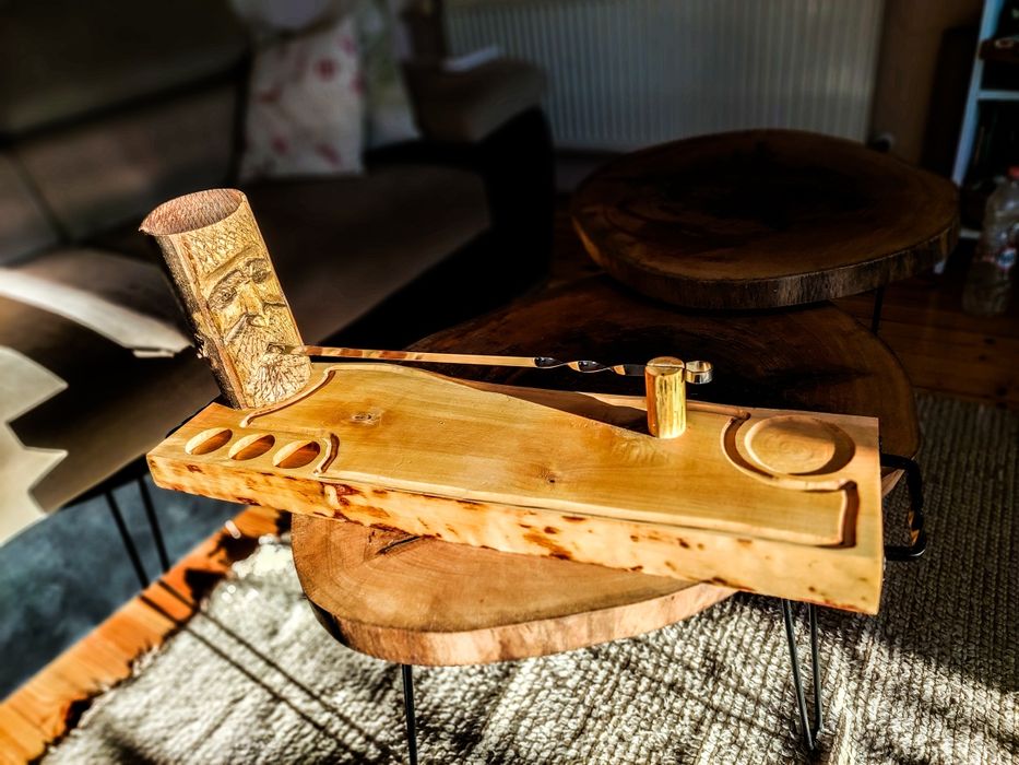 Дъски за мезета и подноси