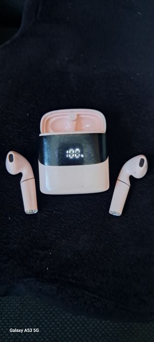 Căști roz wireless
