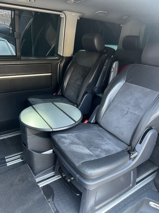 Volkswagen multivan 2012 T5 рест