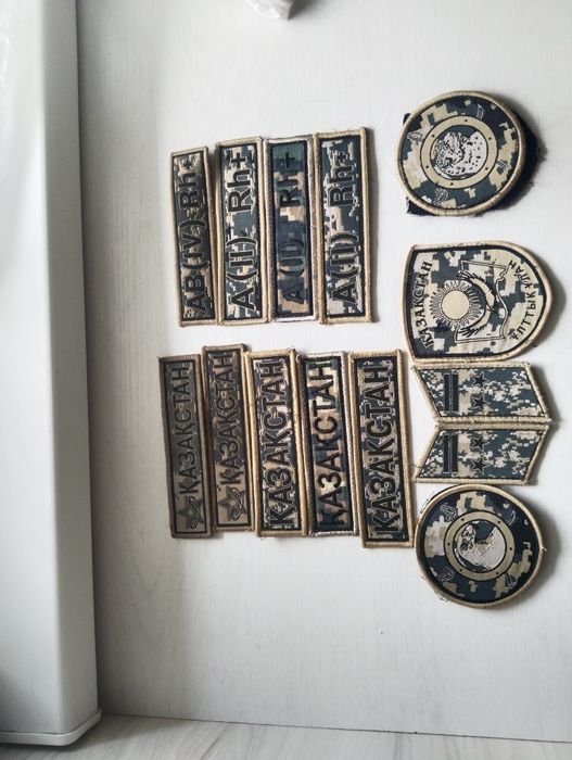 Продам военные шевроны б/у