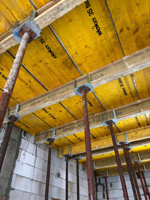 Inchiriez popi popici metalici cofraje panouri placa doka grinda H20