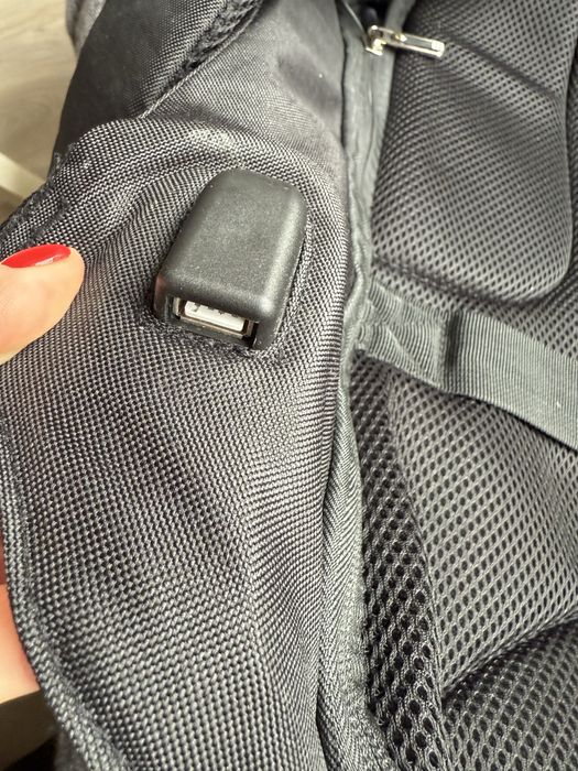 Раница против кражба Swiss Peak