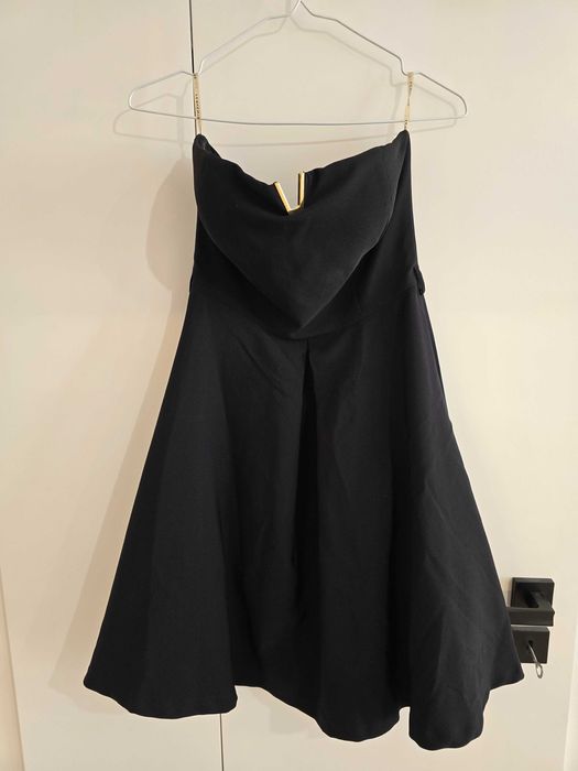 Черна вечерна рокля