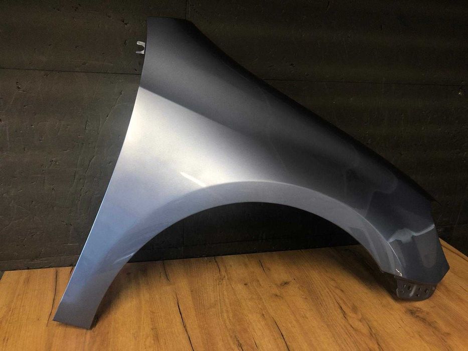 Aripa Fata Dreapta VW Golf 6/VI An 2008-2013 (LA5Q (Albastru))