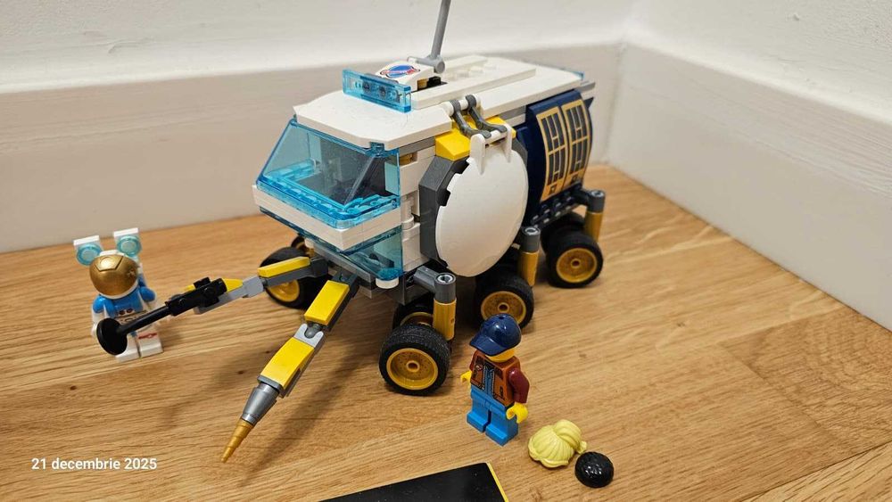 Vand LEGO CITY Lunar Roving Vehicle 60348