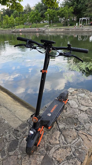 Trotineta electrica Kamikaze k1 cu doar 2km la bord