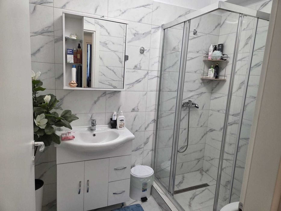 Vand apartament , cartier Orizont
