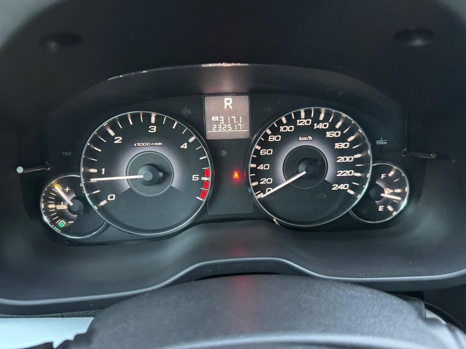 Subaru Legacy Outback 2011 , 2.0D