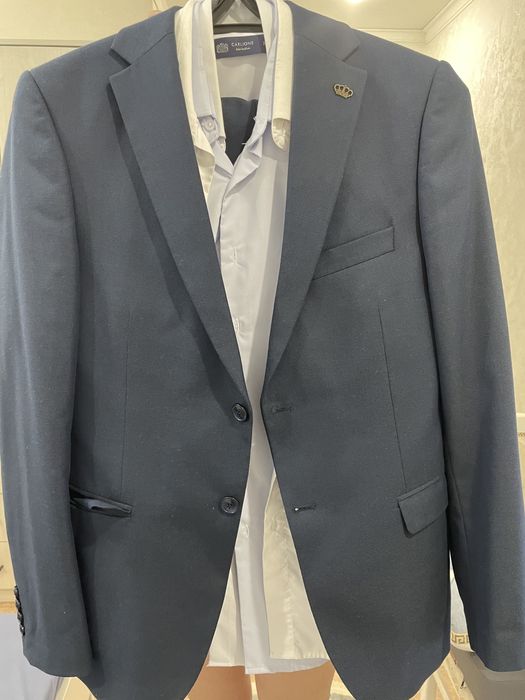 Продам костюм двойку