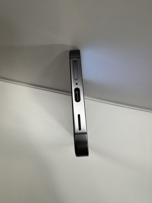 Samsung Galaxy S24 256GB Sim Lock USA