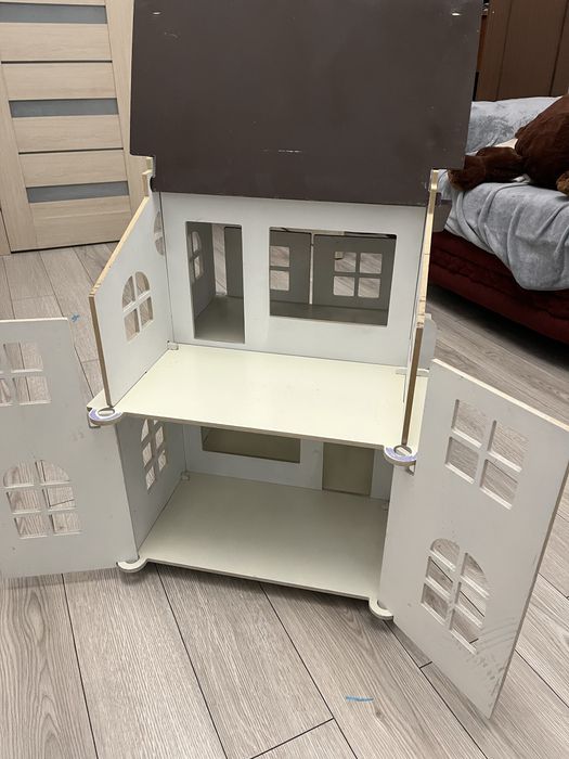 Домик для кукол деревянный