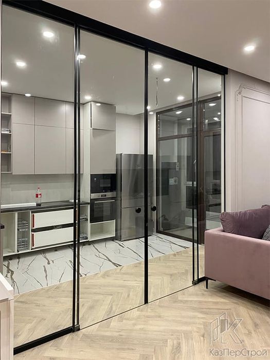 Душевые кабины. Стеклянные перегородки. Раздвижные двери под заказ