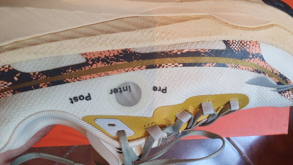 Кроссовки LiNing
