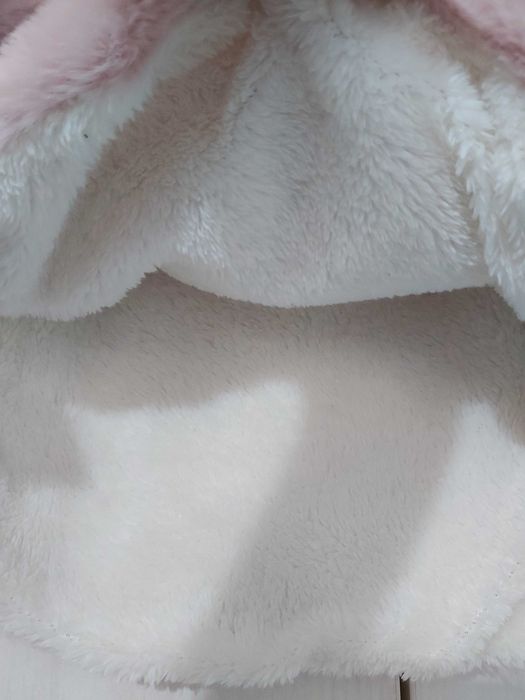 Кофта теплая верхняя для девочки очень мягкая и приятная на 2-3г НОВАЯ