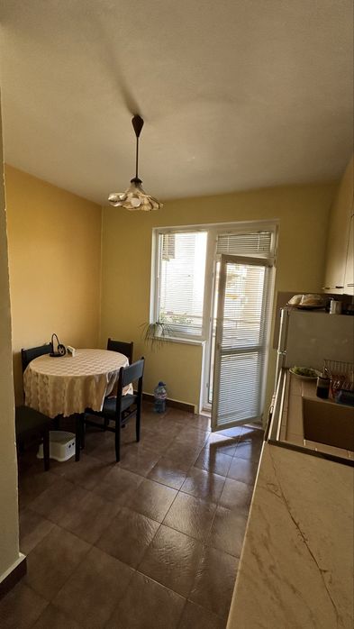 Продава се Тристаен апартамент в Търговище, Изток 1 - 76 кв.м за 1132 €/кв.м - Снимка #3