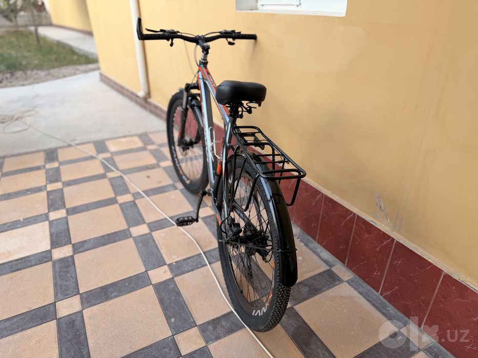 Velosped sotiladi