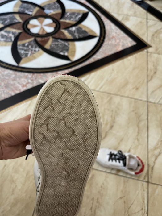 Кроссовки модные для девочки 33 р