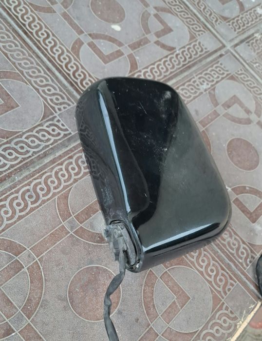 Продам боковые зеркала
