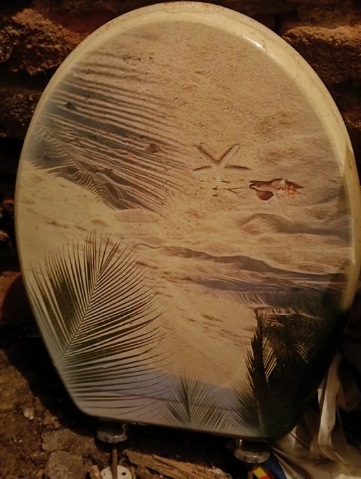 Тоалетна чиния.Като нова.