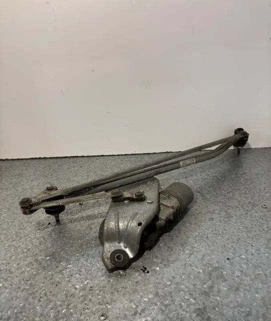 Ansamblu stergatoare parbriz volan pe stanga Dacia Logan 2006