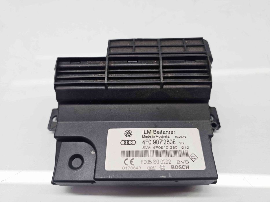 Modul control lumini Audi Q7 (4LB) [Fabr 2006-2014] Facelift 4F090728