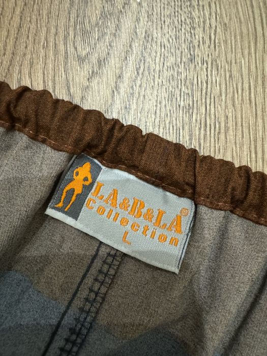 Короткое платье без бретелек