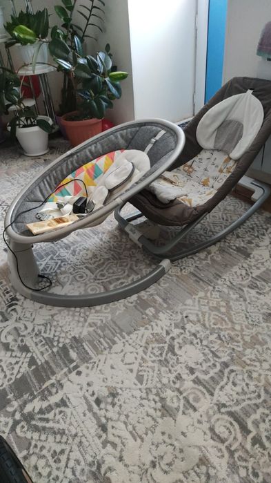 Продам Шезлонги и люлку  10 тыс за обе