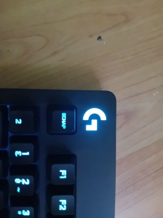 Tastatura Logitech G213