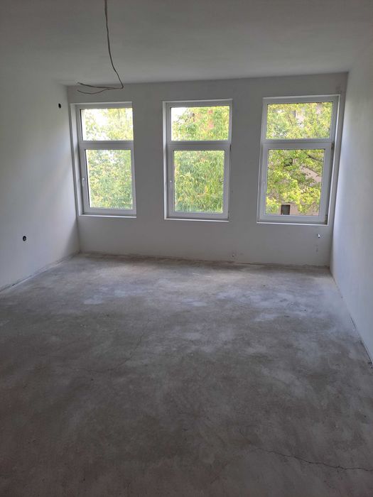 Продава се Двустаен апартамент в Плевен, Дружба 1 - 89 кв.м за 1050 €/кв.м - Снимка #8