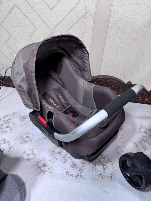 Mon ami brend kalyaska