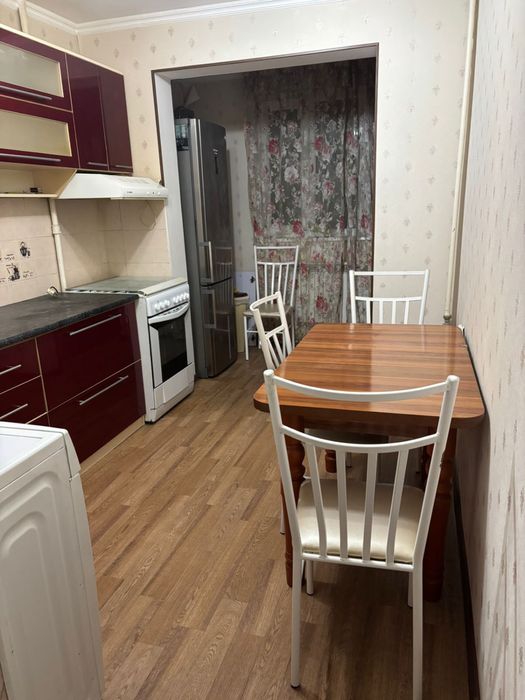 Сдается квартира в аренду в 16 мкрн!