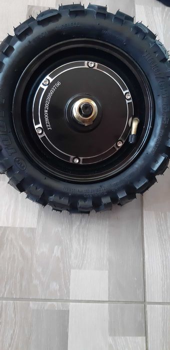 Гума офролд за електрическа тротинетка