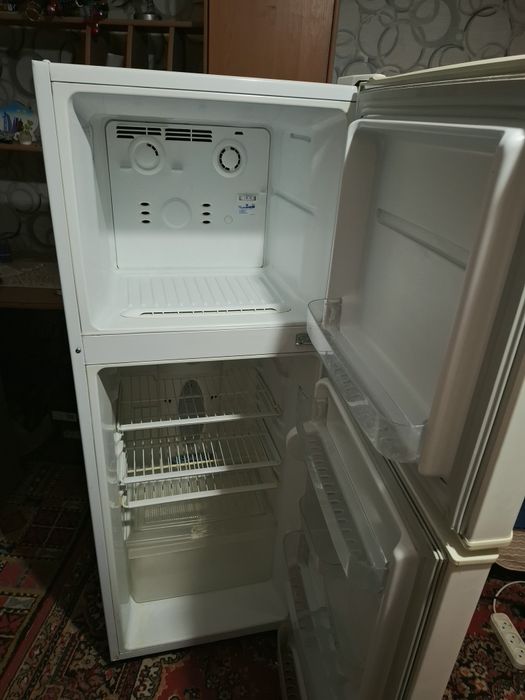 Продаю Холодильник б/у