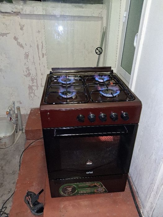 Газ плита сотилади