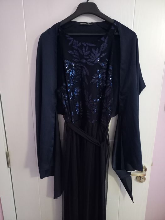 Официална рокля SWING