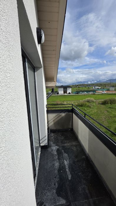 Comision 0! Apartament 2 camere decomandat la alb, Calea Cisnadiei.