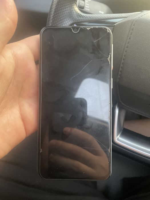 Продам Samsung A40