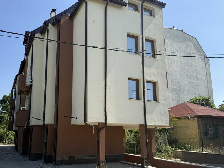 продавам две жилища в квартала овча купел до парк кукуряк