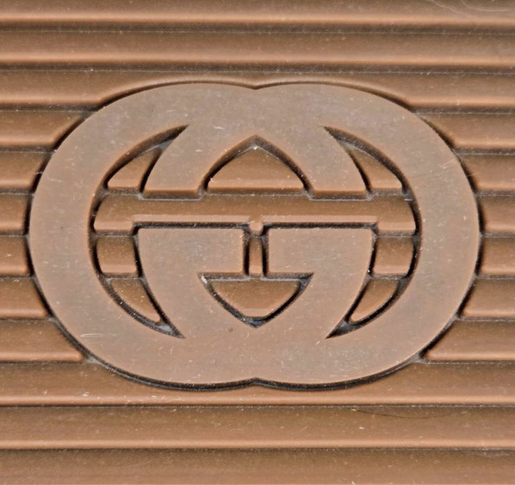 Gucci  чехли -38 номер