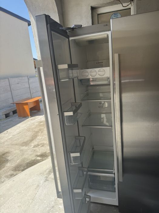 Frigider Side by side bosch !