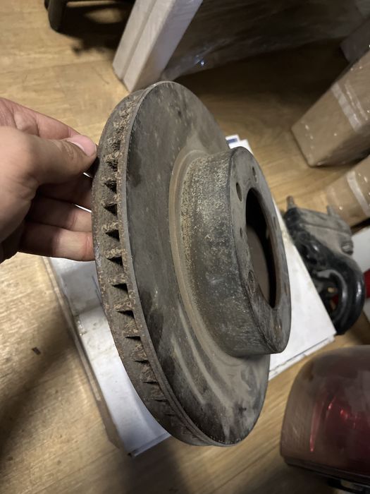 Тормозной диск на prado