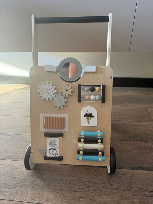 Проходилка дървена